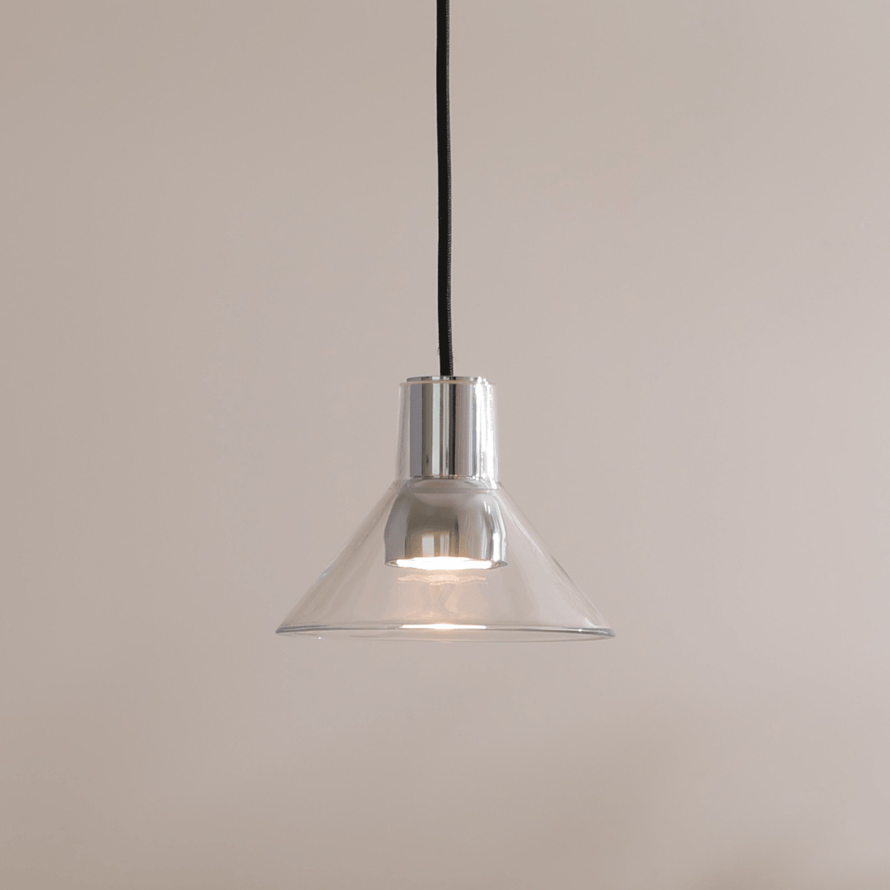 Suspension Grimea Overview